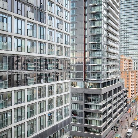 Panorama Suites Downtown Toronto Exterior photo