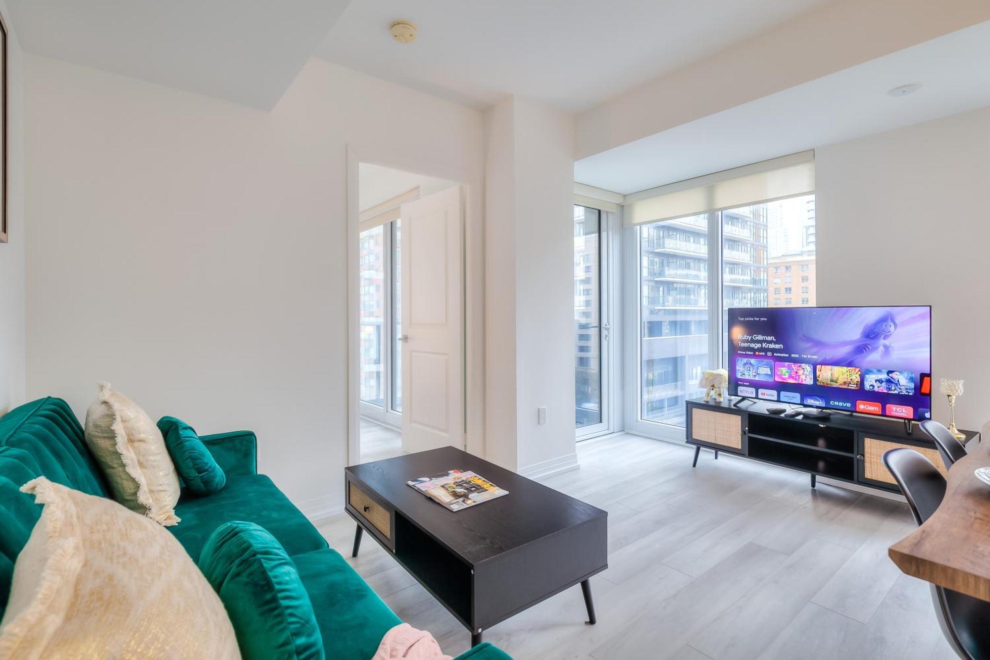 Panorama Suites Downtown Toronto Exterior photo
