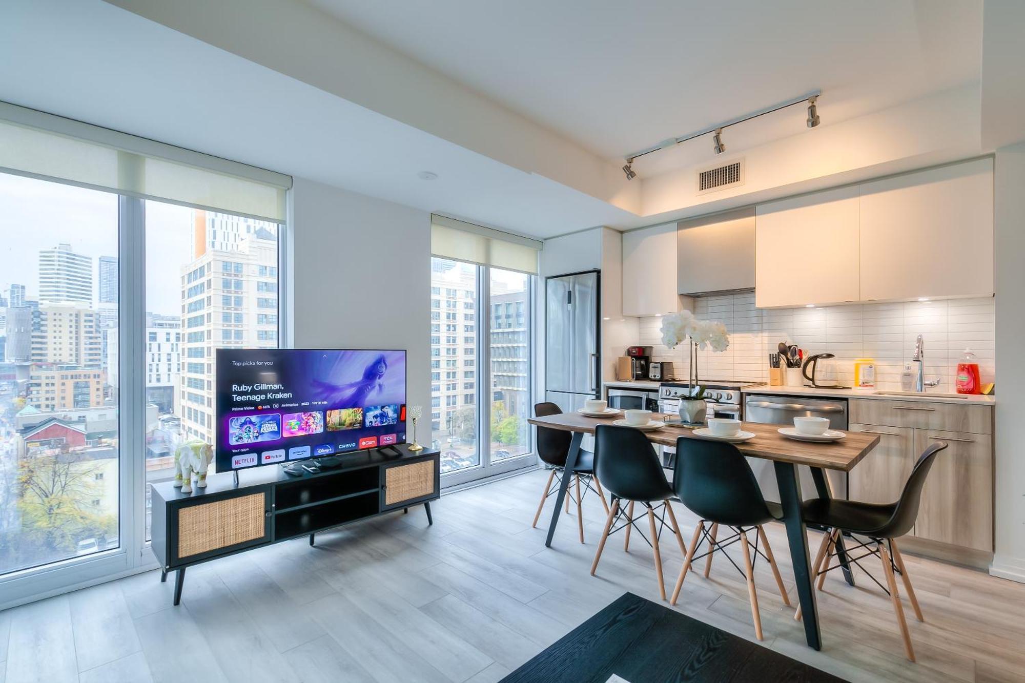 Panorama Suites Downtown Toronto Exterior photo