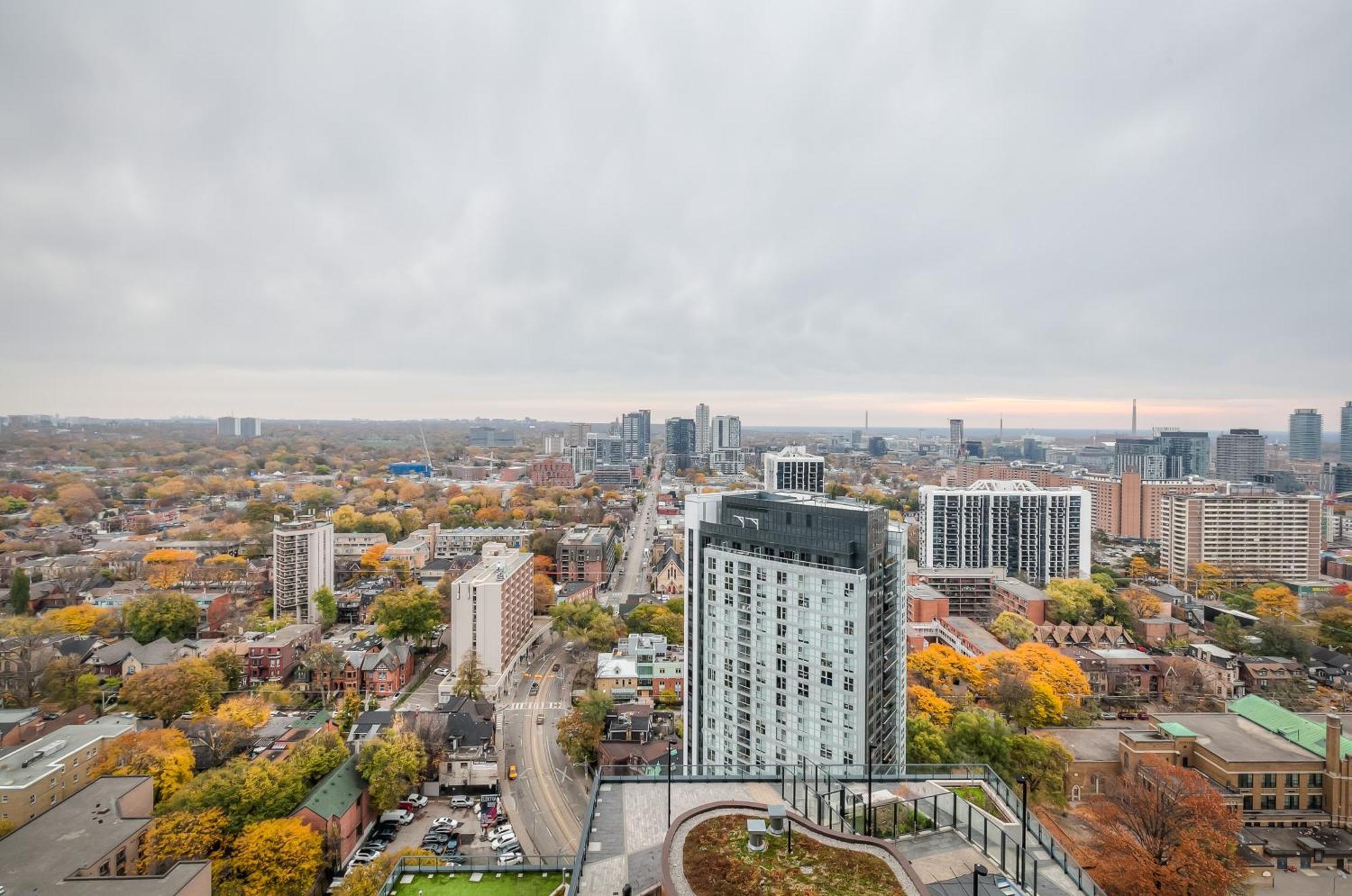 Panorama Suites Downtown Toronto Exterior photo